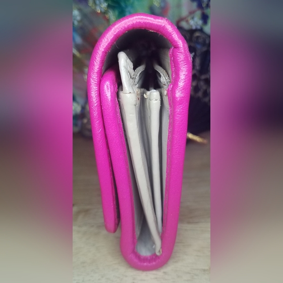 Coach Ashley Op Art Signature Wallet - Picture 12 of 16